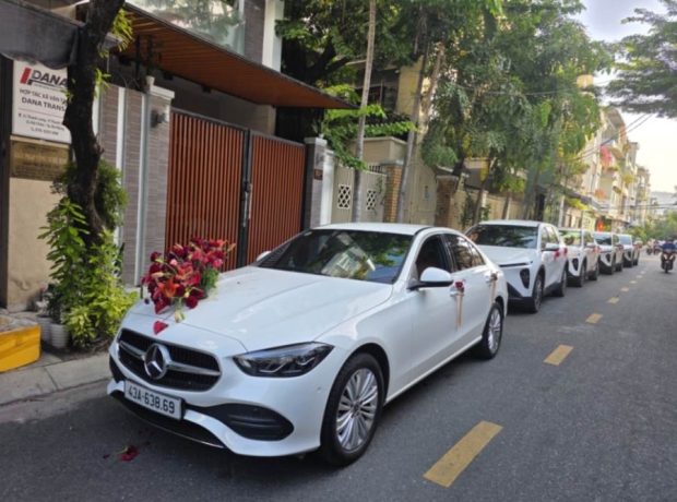 Wedding Car & Guest Transportation in Da Nang