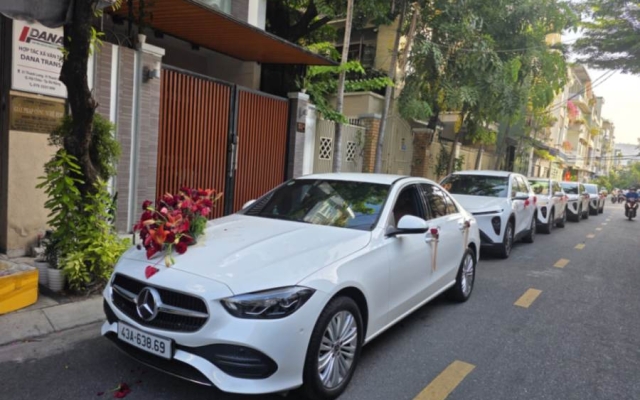 Wedding Car & Guest Transportation in Da Nang