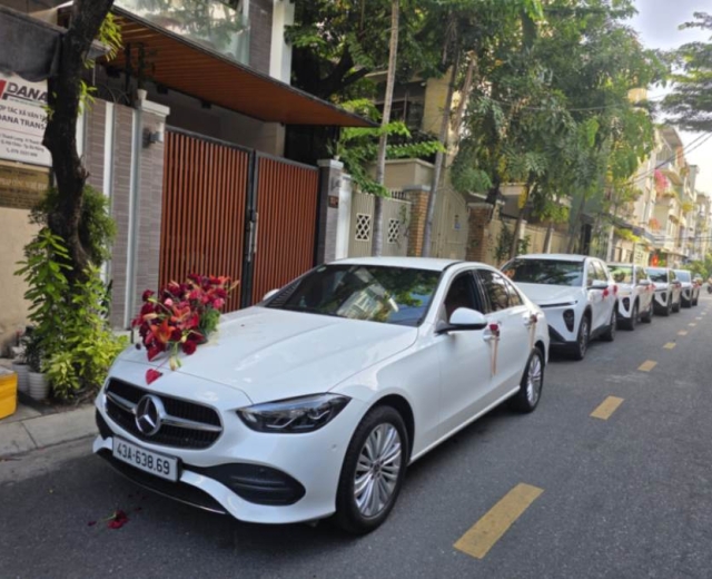 Wedding Car & Guest Transportation in Da Nang