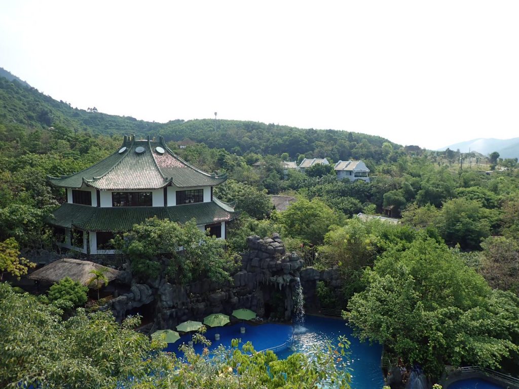 Private Car or Minivan with Driver – Hot Spring Park Return Trip