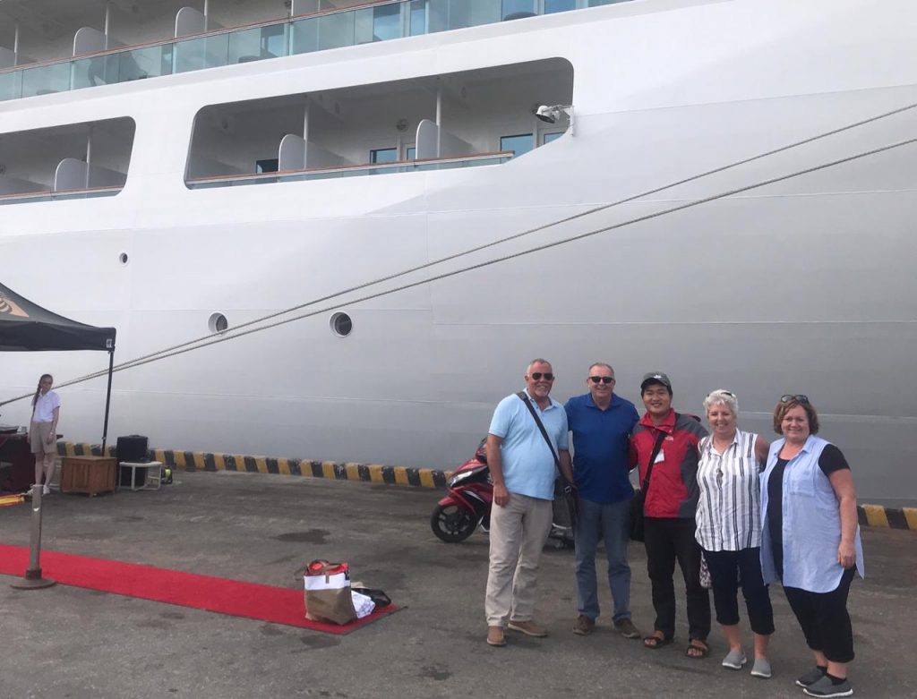 Private Cruise Ship Tour to Ba Na Hills & Golden Bridge from Tien Sa Port